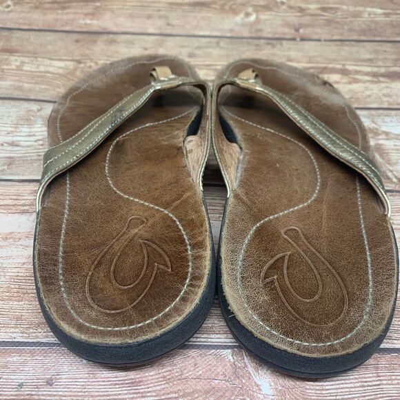 Olukai Kumu Brown Leather Gold Tone Strap Sandal Flip Flops Womens Size 8 EU 38 - Picture 6 of 11